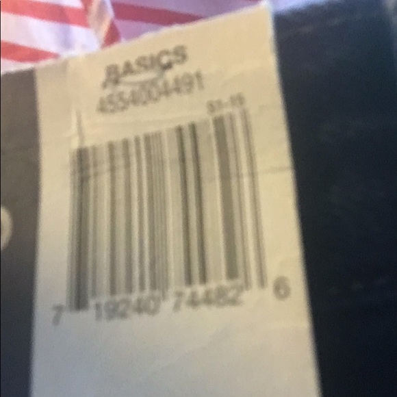 Men’s IZOD Jeans - Picture 15 of 15